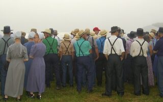 Do Amish wear under clothes?