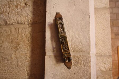 Can Christians Use The Mezuzah